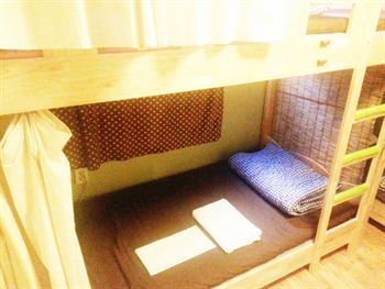 Hotel Crossroad Backpackers 2*