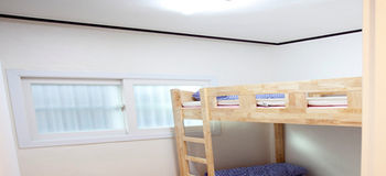 Crossroad Backpackers Hotel Seoul